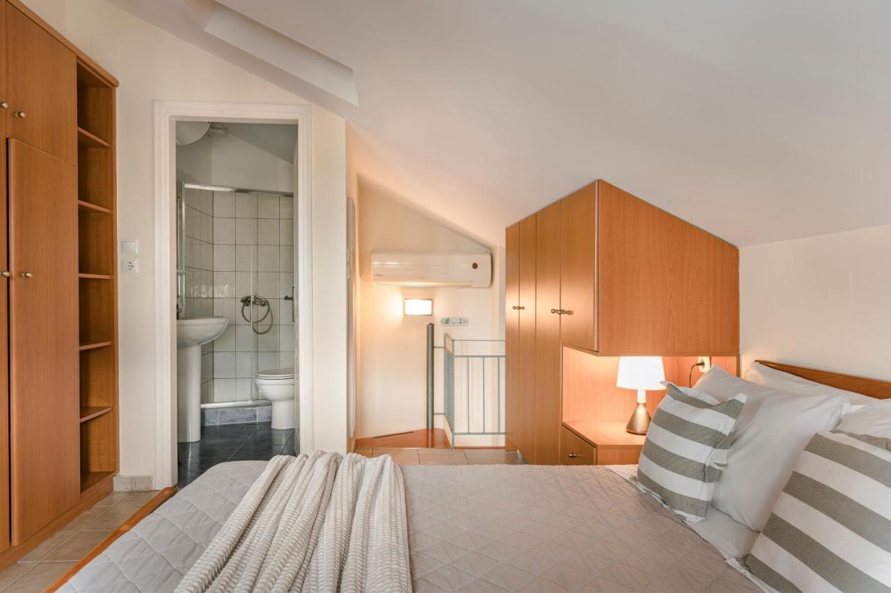 Koutouki Home! Аргостолион Экстерьер фото